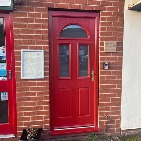 Grace Stays Ellesmere Port Exterior photo
